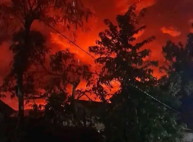 Heboh! Fenomena Langit Merah di Pandeglang Bikin Warga Resah